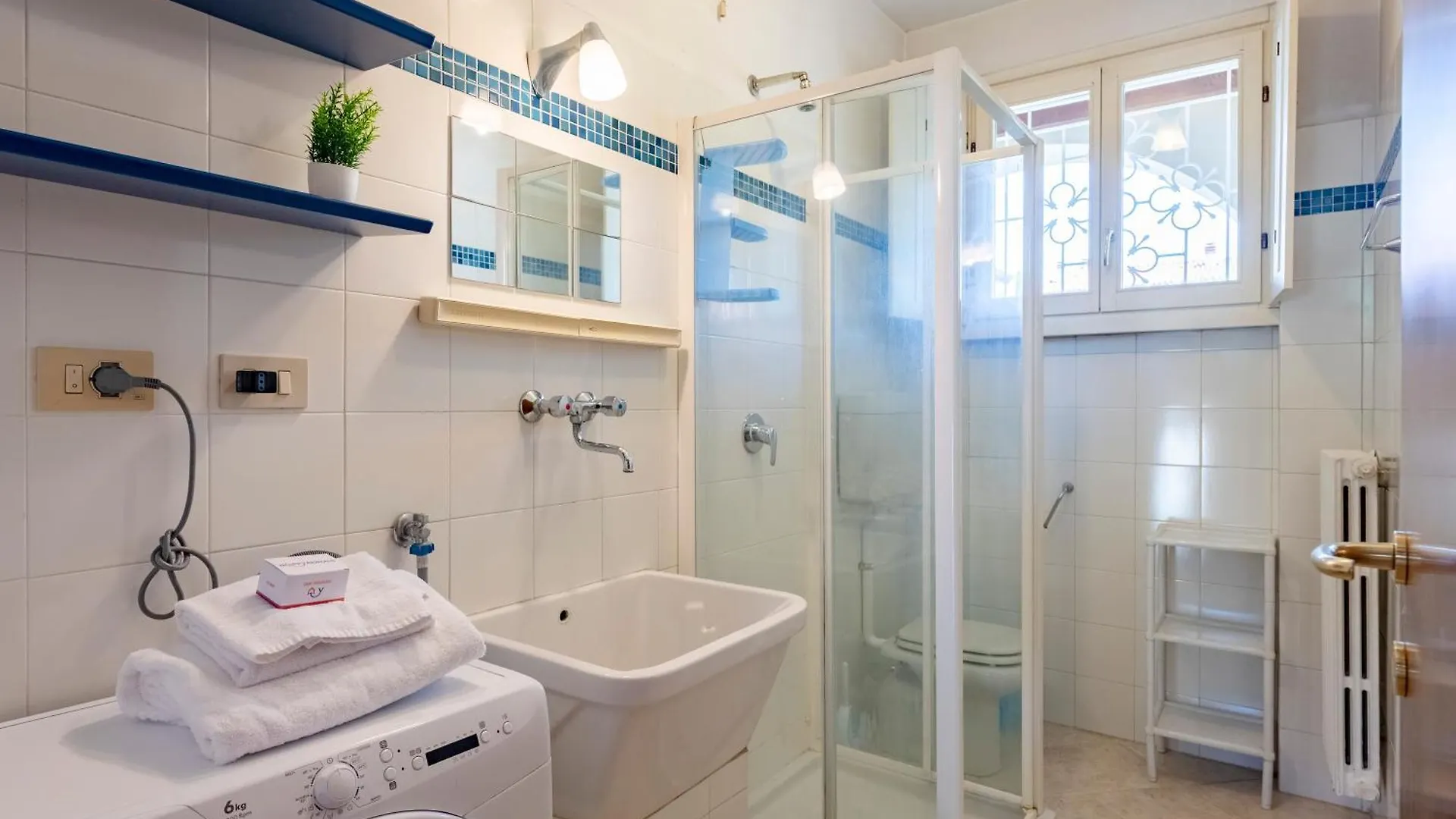 Apartamento Marcy 3 Floors House - 2Km Lake - Happy Rentals Saló Italia